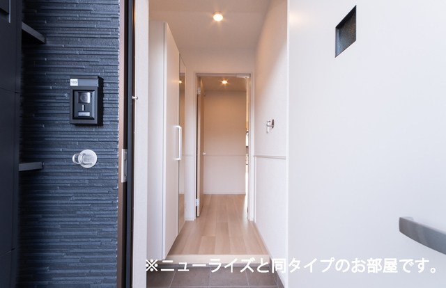 ヴィラ　ノーチェ 玄関