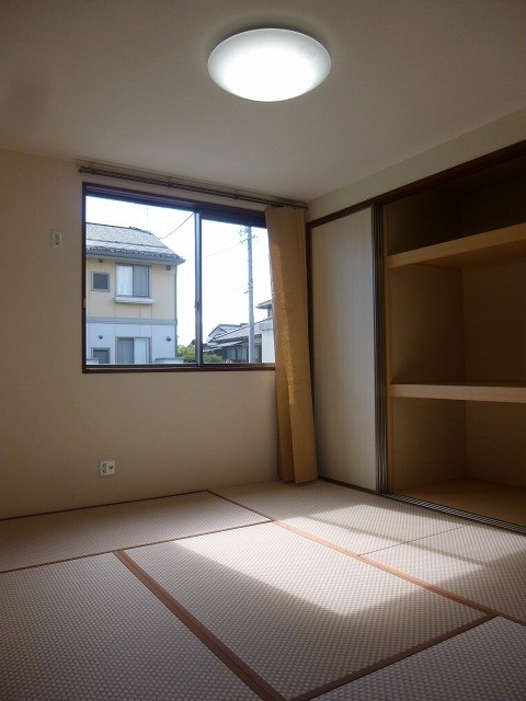 アーバングレイスＣ ベッドルーム