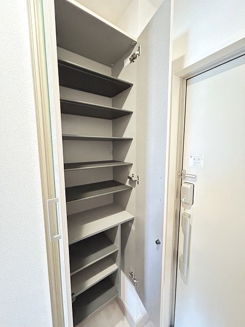 グランディールＴ　Ｅ棟 玄関