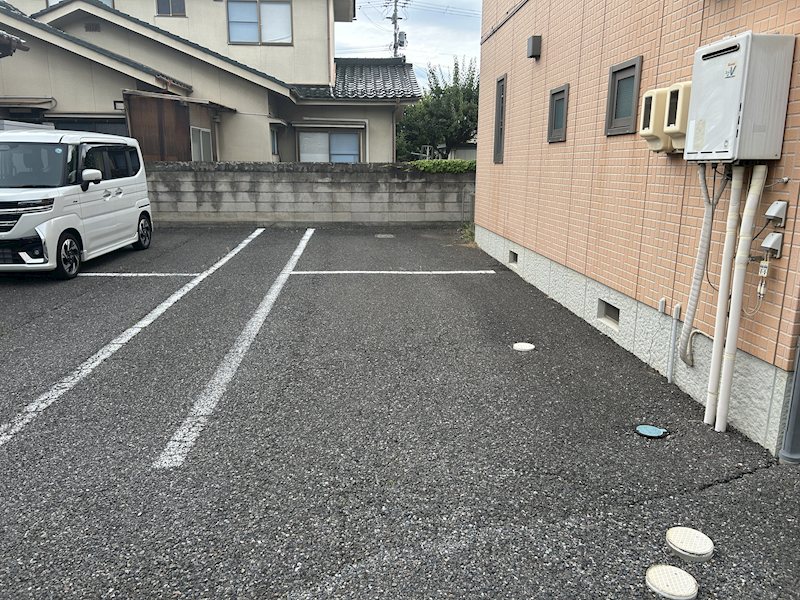 フォーレス　モコＡ棟 駐車場