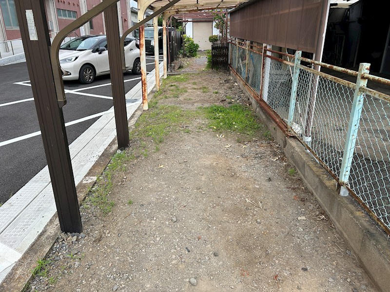 取出貸家 駐車場