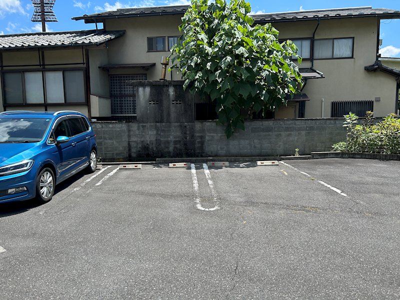 シャーメゾンＭＯＮ Ａ棟 駐車場