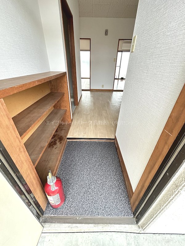 北村ハイツ 玄関