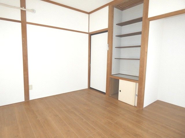 森のこだま日影 収納