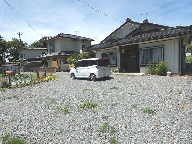 森のこだま日影 駐車場