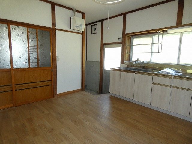 森のこだま日影 その他