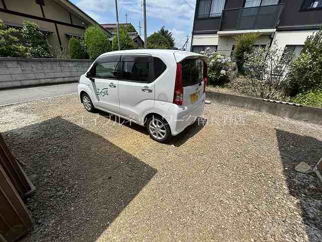 宮坂様戸建 駐車場