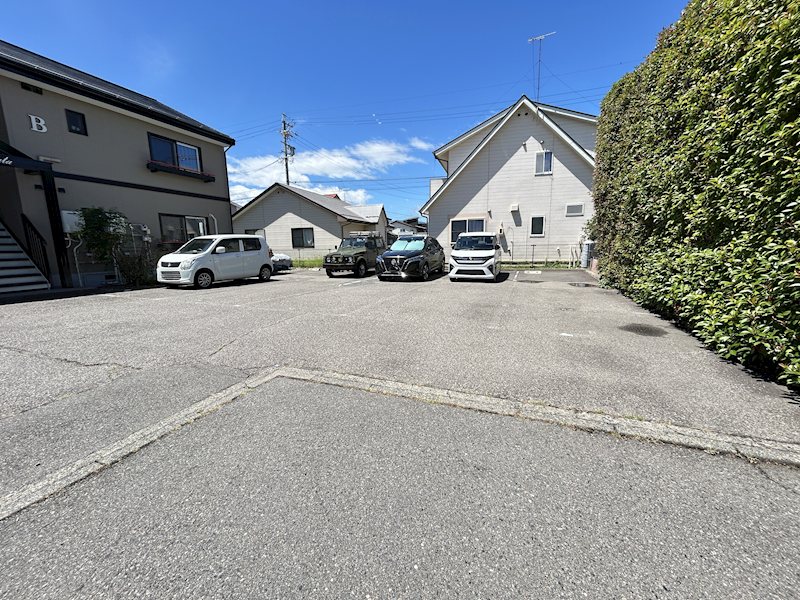 フレグランス永田Ｂ棟 駐車場