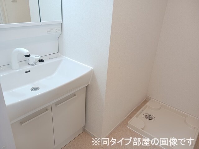 ミニョン　フロル　Ａ 洗面所