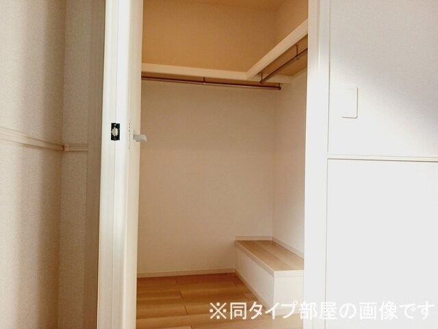 ミニョン　フロル　Ａ 収納