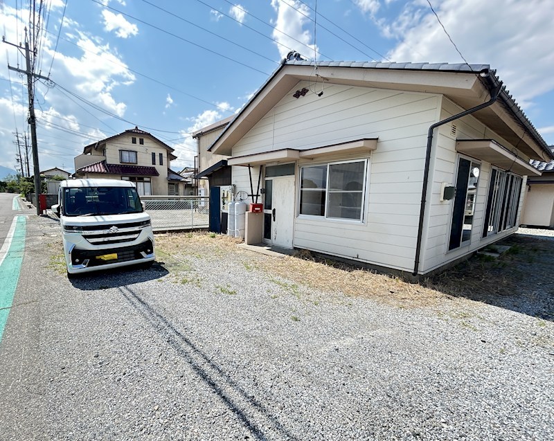 奈良井貸家　南西 駐車場