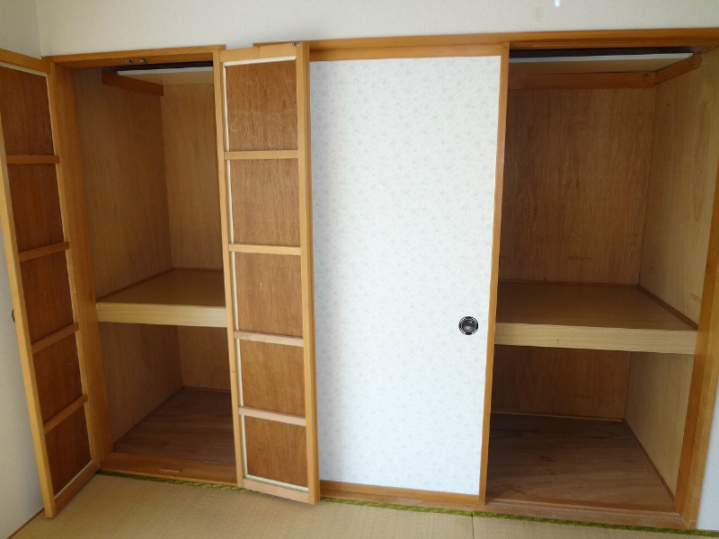 御園青山ハイツＤ 収納