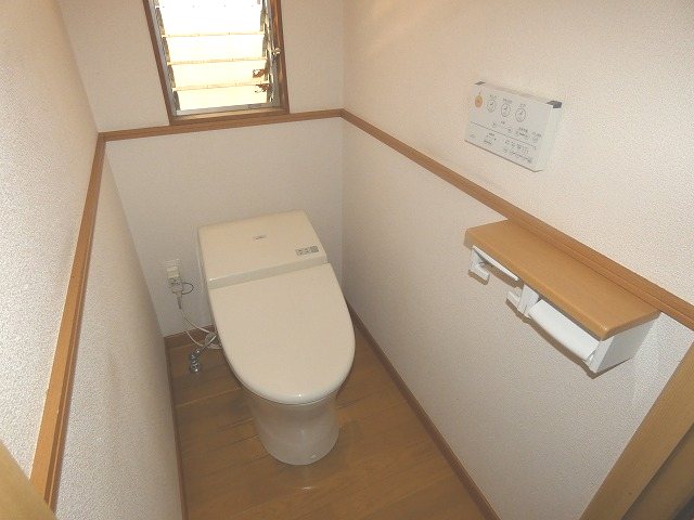 田中住宅（東春近） トイレ