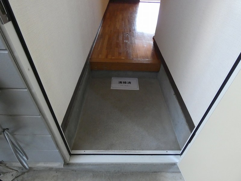 マンションヨコタ第3 玄関
