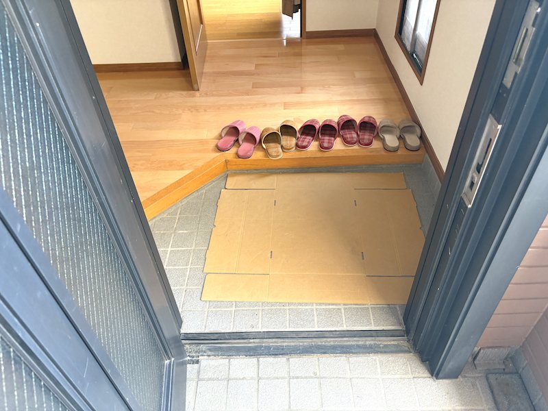 マルナカコイケマチ住宅 玄関