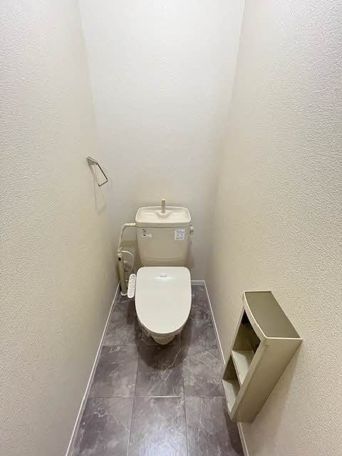 バリュージュあずまだC トイレ