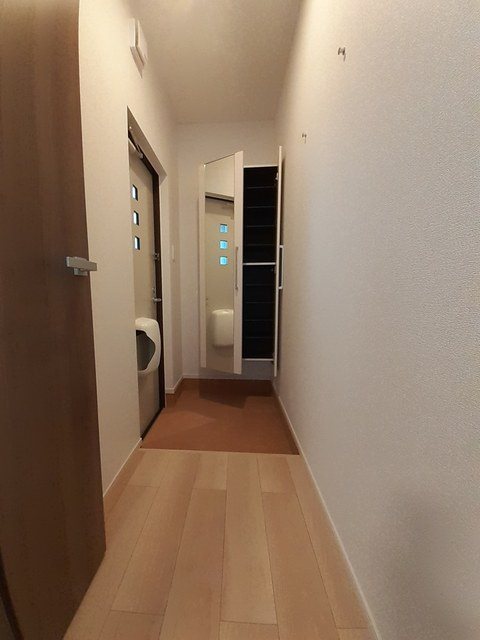 オーチャード桐Ⅳ 玄関