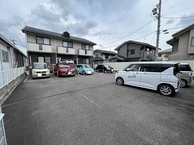 シティハイムA 駐車場