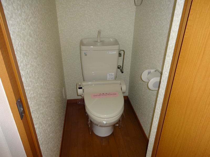 センターイン伊勢町ビル トイレ
