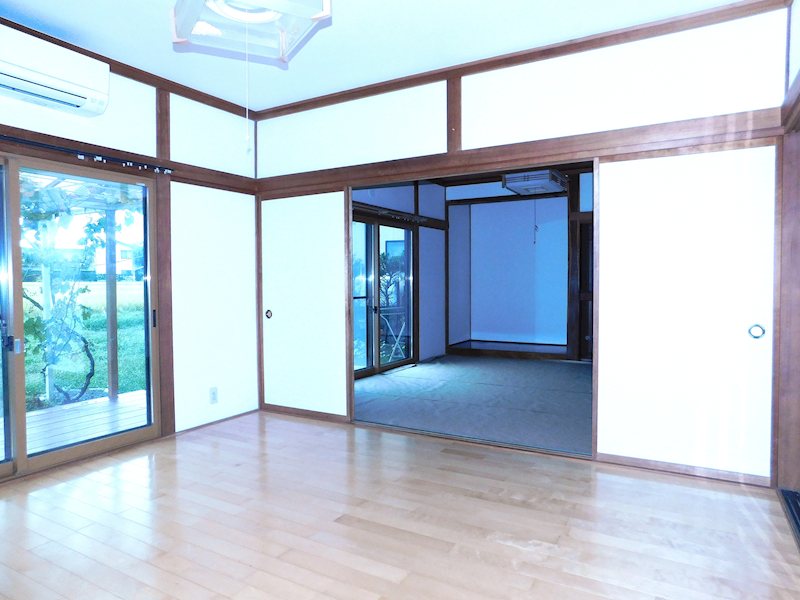 安曇野三郷貸家 リビング