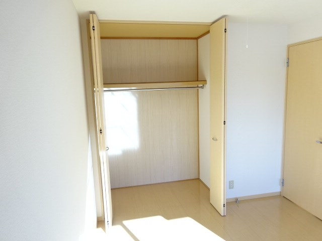 クラテールN　C棟 収納