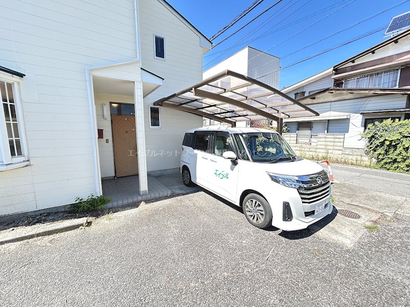 伊藤貸家　東 駐車場