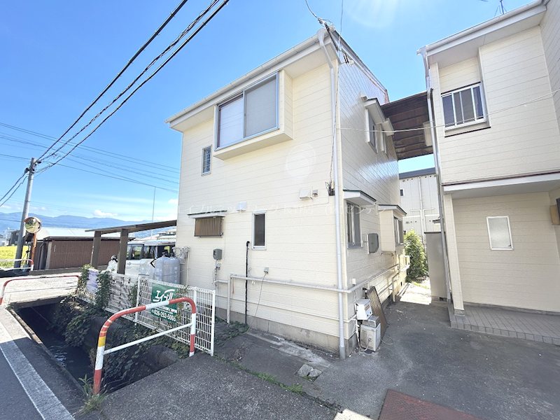 伊藤貸家　東 外観