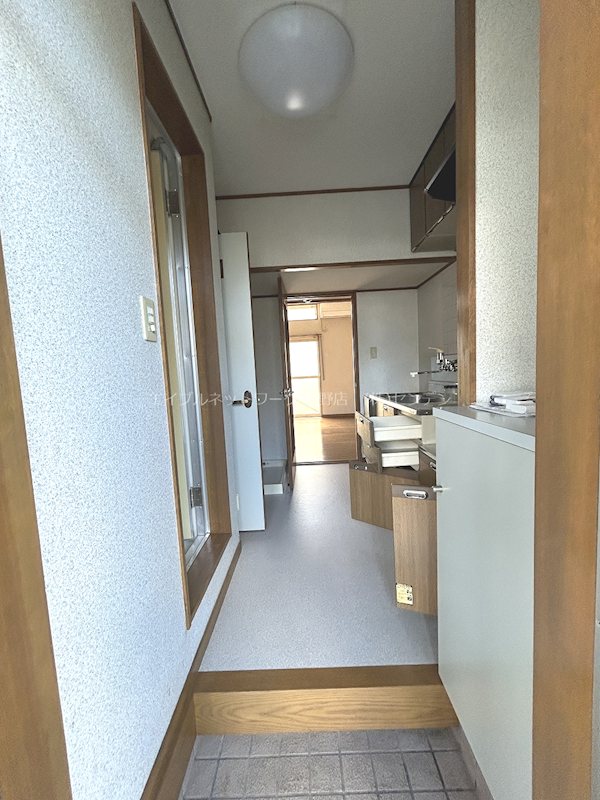 ウインドヒルズ 玄関
