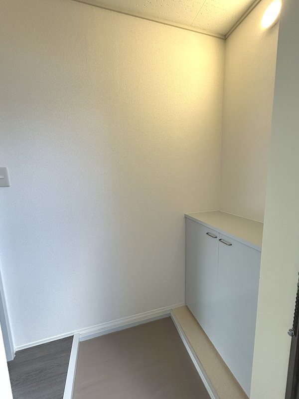コーポあすなろ24 Ｃ棟 玄関