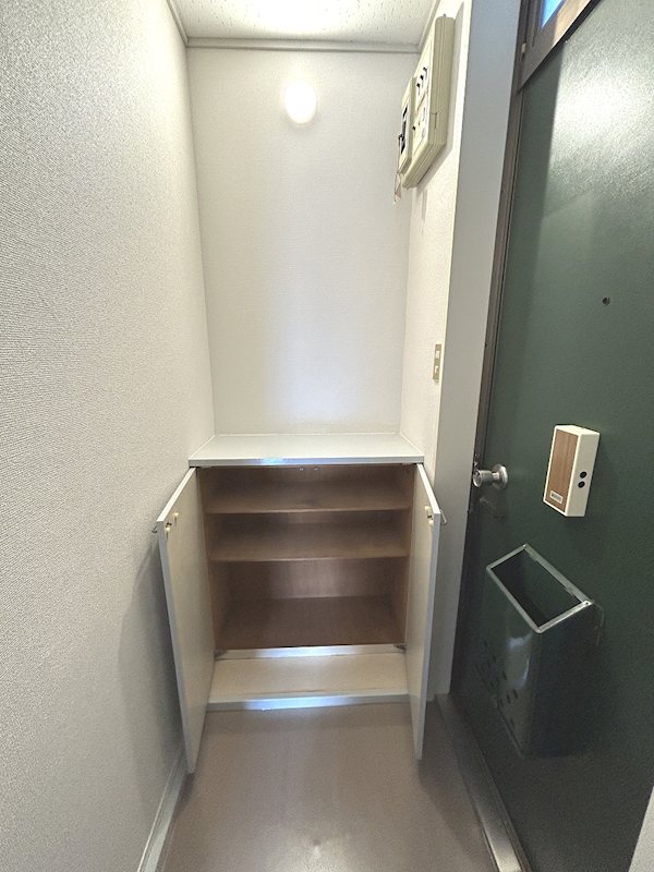 コーポあすなろ24 Ｃ棟 玄関