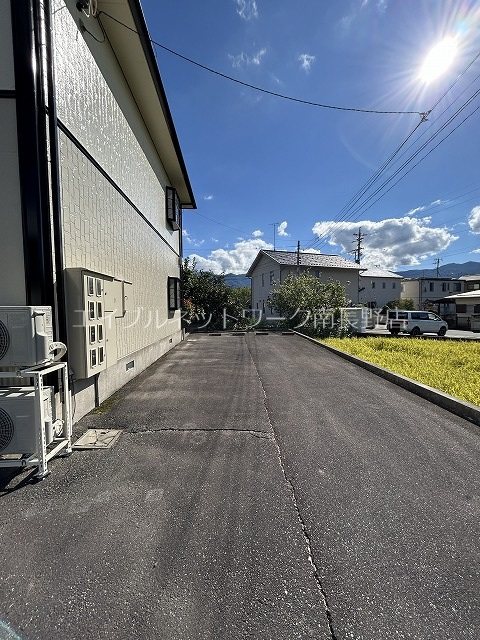 サンビレッジ東永Ａ棟 駐車場