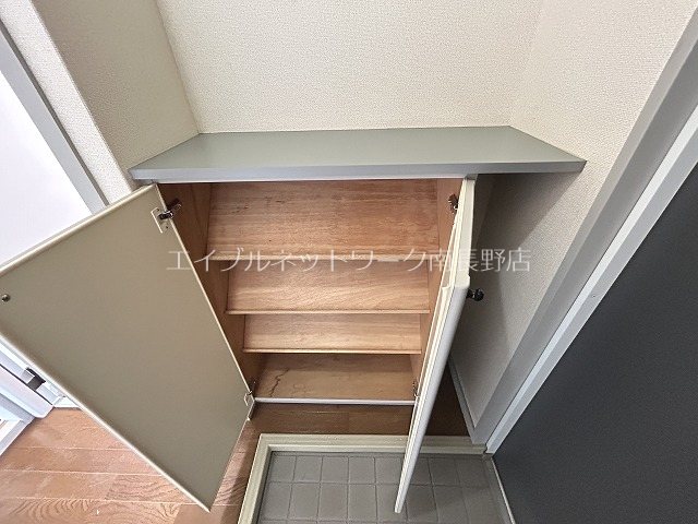 サンビレッジ東永Ａ棟 玄関