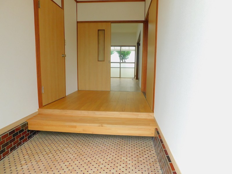 下田アルプス区貸家 玄関