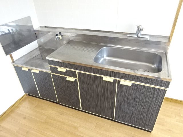 Surplus(サープラス)よこせき キッチン