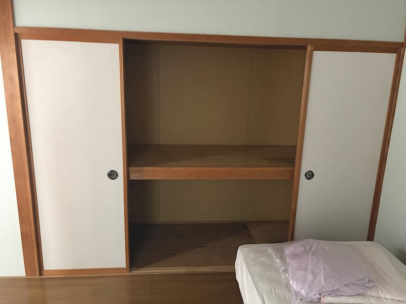 新村ただちやビル 収納