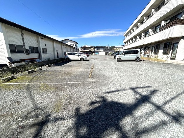 サウサリートイン中野 駐車場