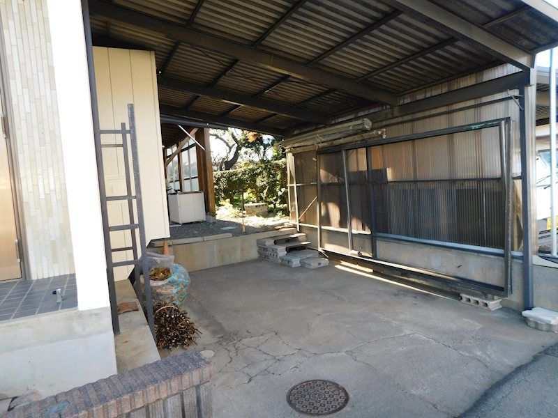 赤羽住宅 駐車場