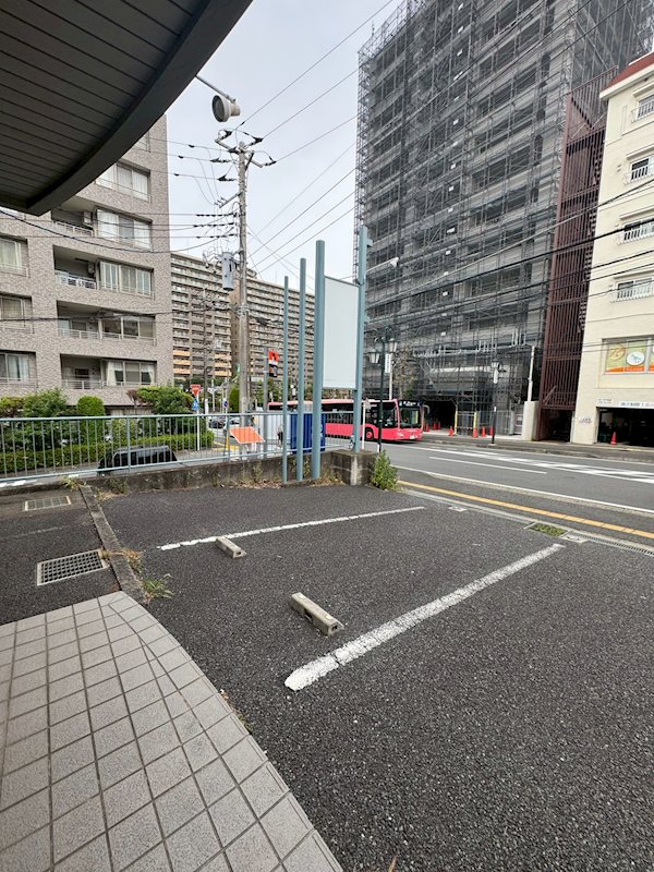 湘南台MHビル 駐車場