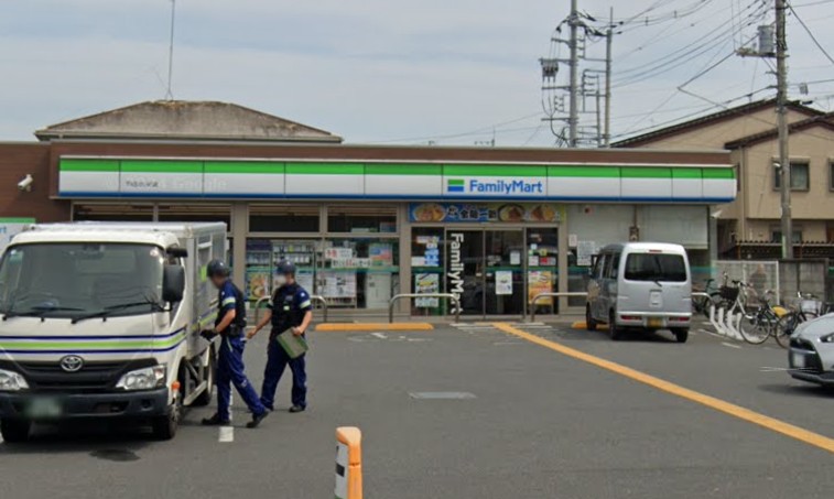 緑区道祖土3丁目戸建Ｅ棟 コンビニ
