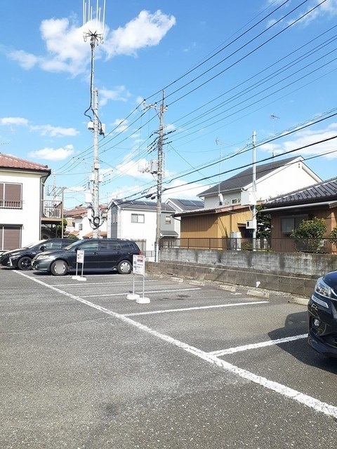 プリムローズ 駐車場