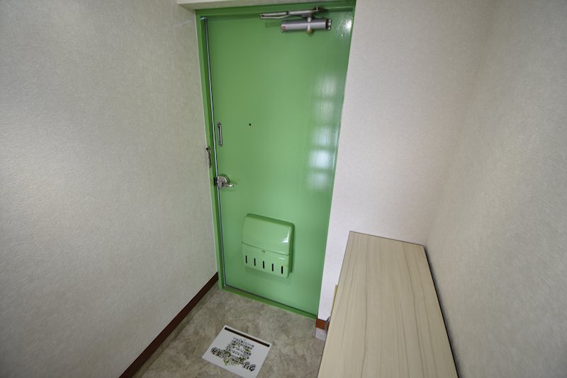 ハイデンス吉田 玄関
