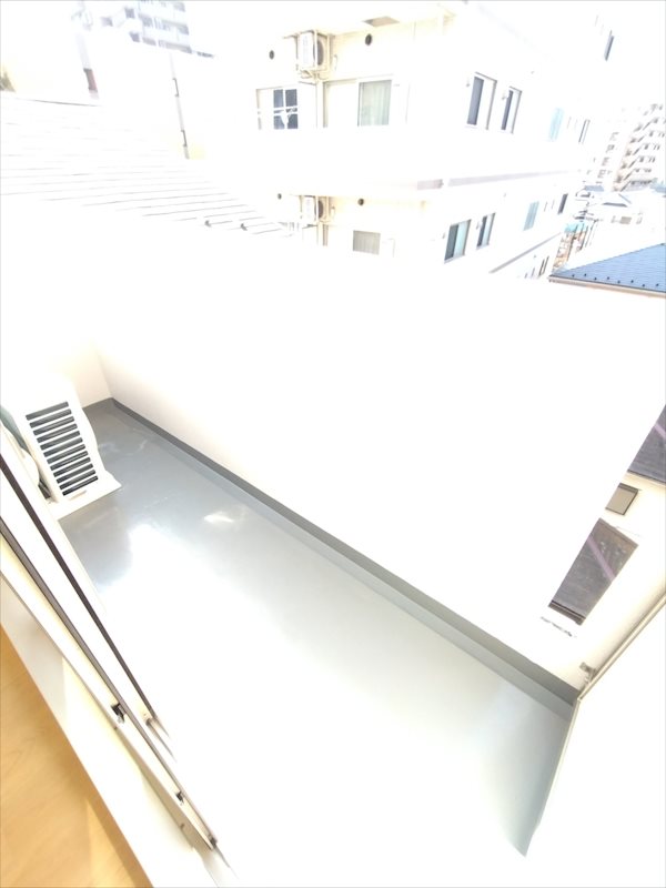 アトラス カーロ浦和常盤弐番館 ベランダ