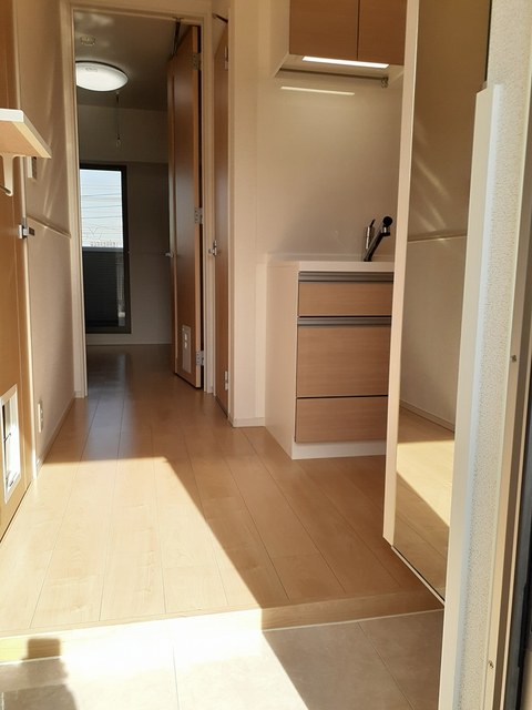 スプレッド与野 玄関