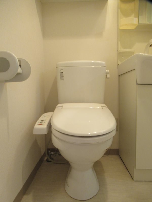 アトラス カーロ浦和常盤弐番館 トイレ