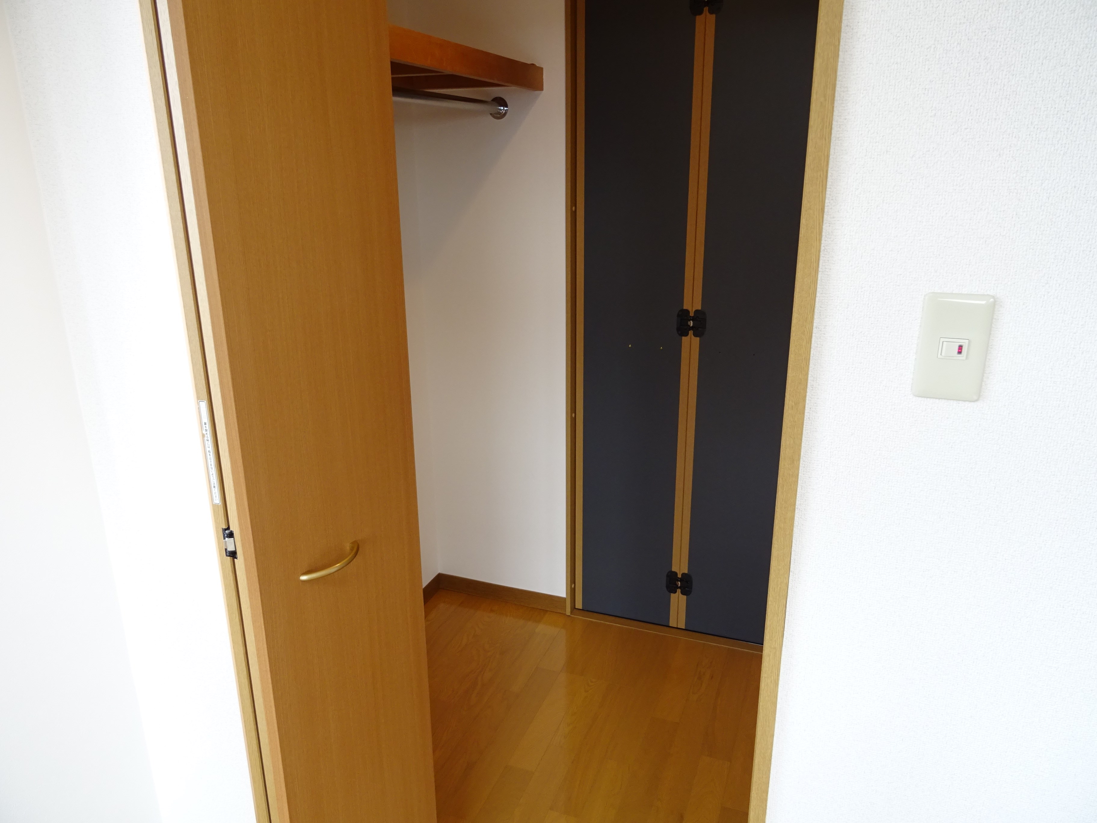 グランプエルタ 収納