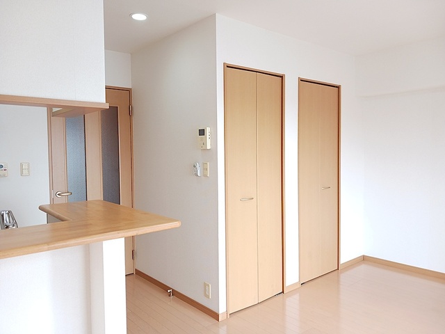 メゾン　ド　レイ その他