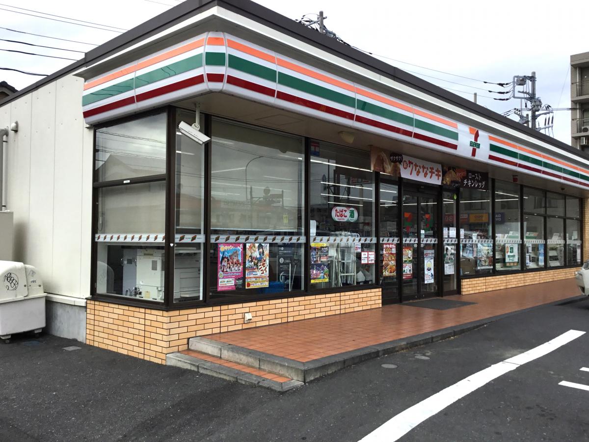 金沢八景相川ビル コンビニ