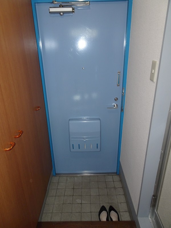 早川ビル 玄関
