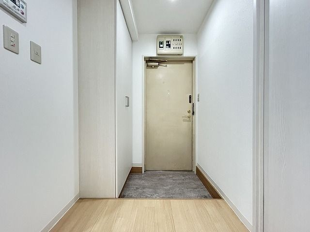 OTビル 玄関