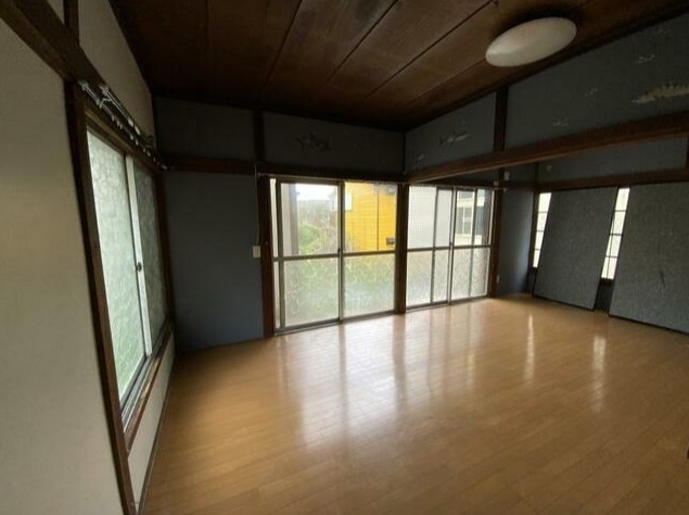 貸家　菅田町1571 リビング